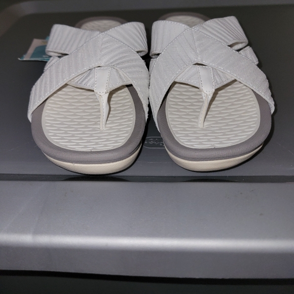 BareTraps White Womens Sandal Size 6 - Picture 1 of 9